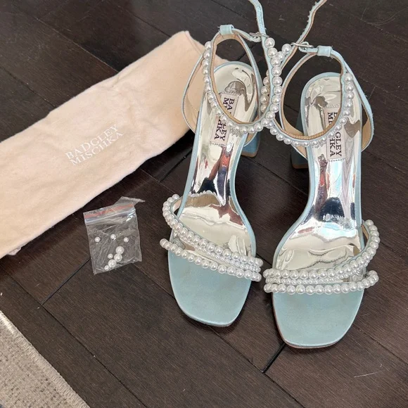 WORN ONCE Badgley Mischka Feisty Pearl Block Heels - Picture 8 of 15